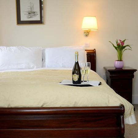 Ashbrook Arms Townhouse And Restaurant 호텔 더로 외부 사진
